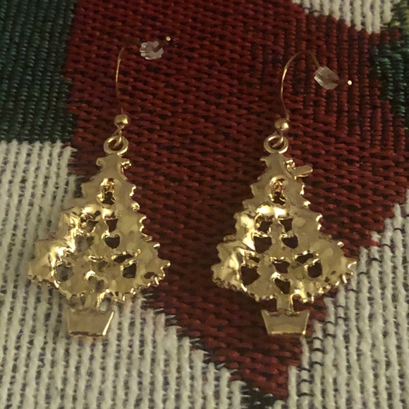 Handmade Brand New Christmas Tree Earrings - Picture 4 of 5
